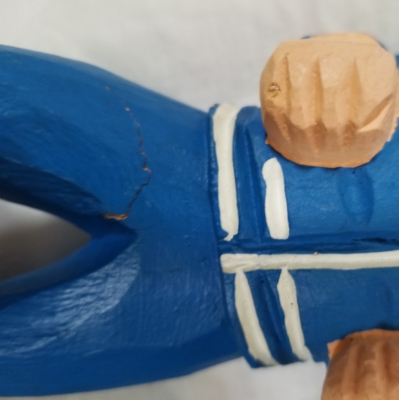 Aldon Hand Carved 1981 Wooden Couple Figures - Picture 8 of 8